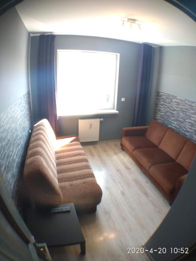 2060 Zwyciestwa 5G - Tanie Pokoje W Apartamencie - Samodzielne Zameldowanie - Self Check In Poznan Exterior photo